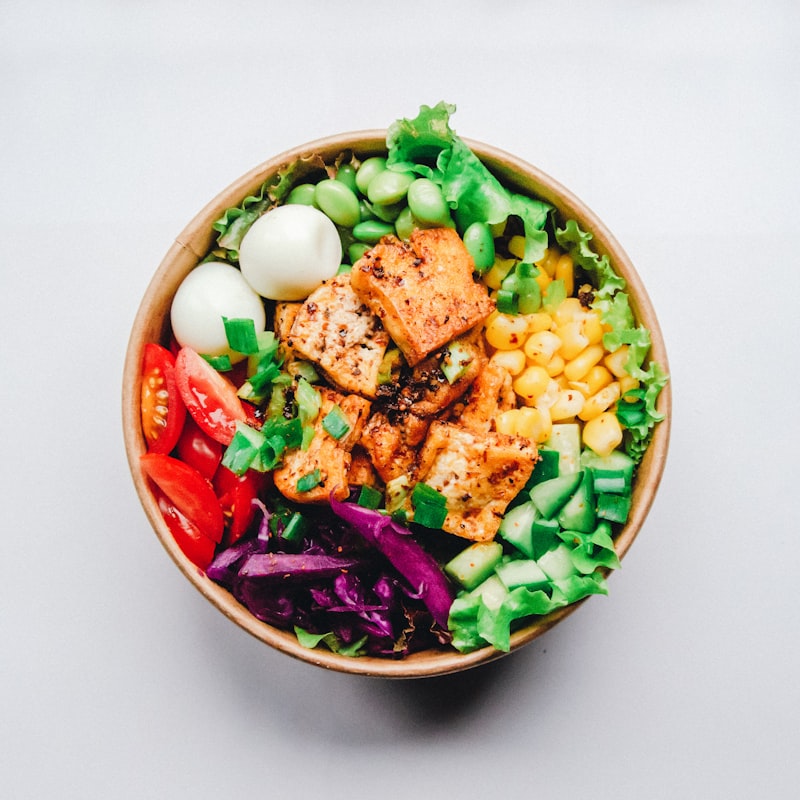 Balanced meal prepared with vegetables and protein